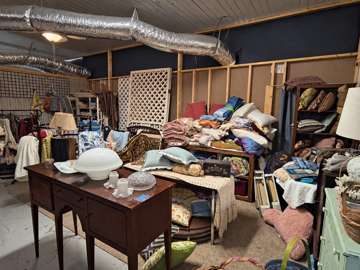 Linens and household finds