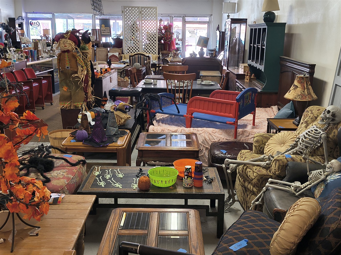 Seating and accent furniture