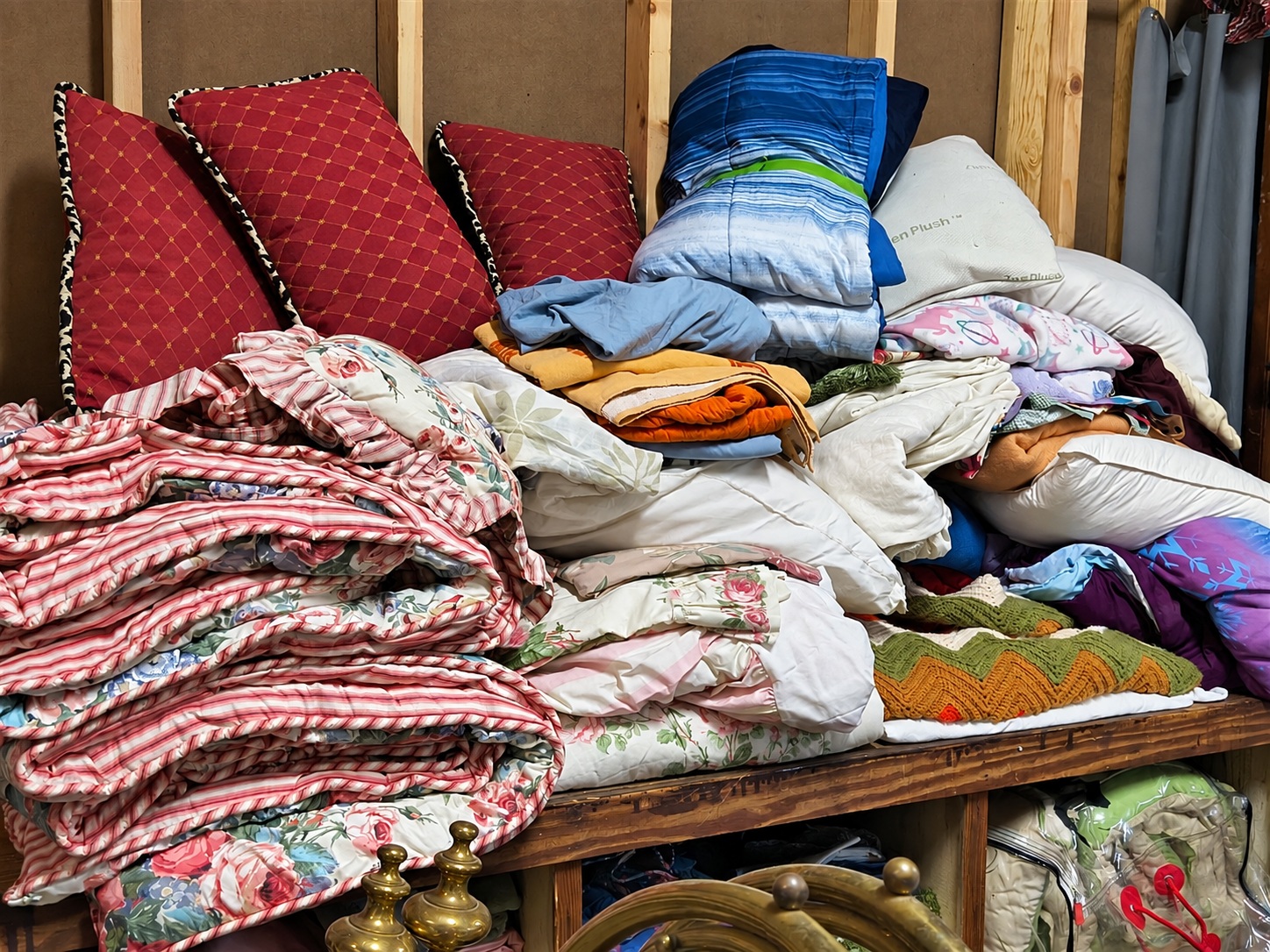 Bedding and linens
